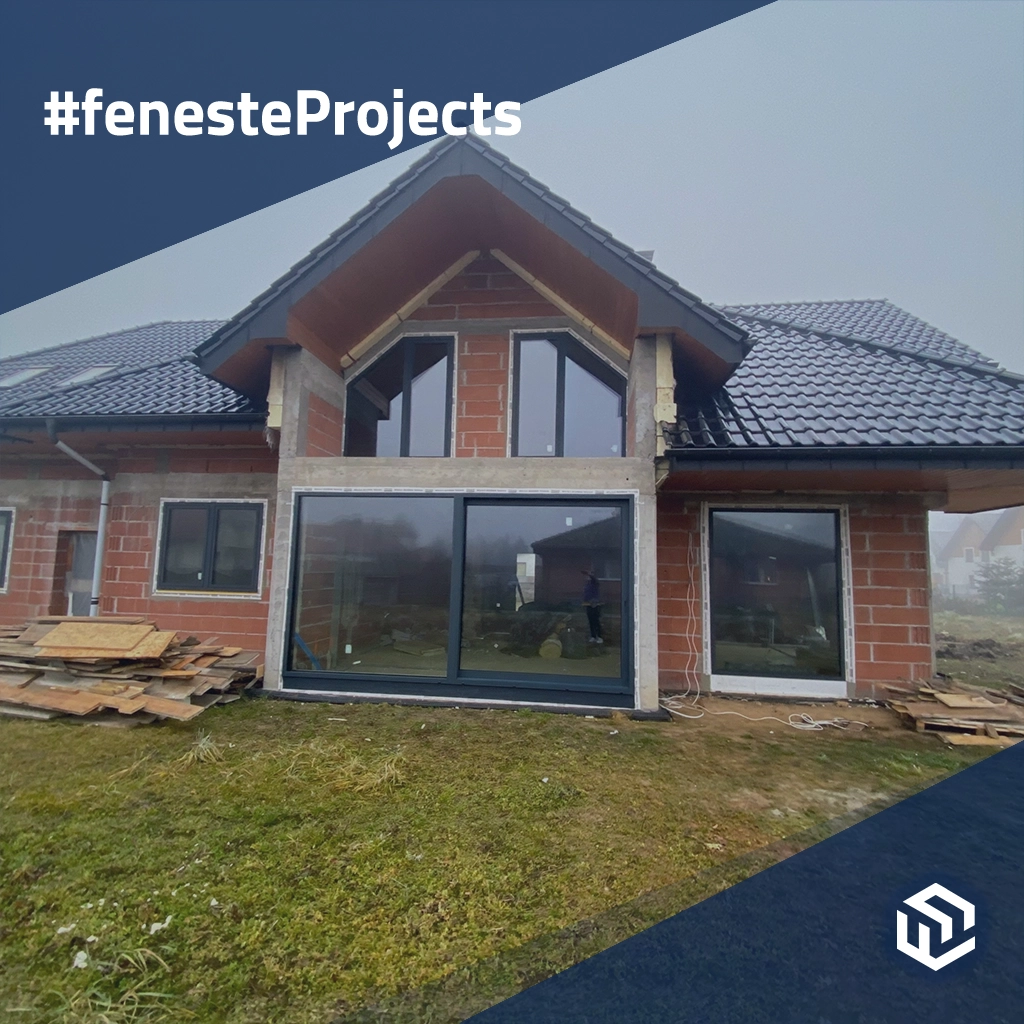 Large house with trapezoidal anthracite windows windows window-profiles aliplast genesis-75  